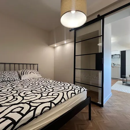 7th Floor Piotrkowska * לודז'